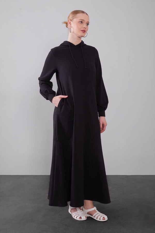 LevidorSiyah Kapuşonlu Gizli Cep Detaylı Elbise