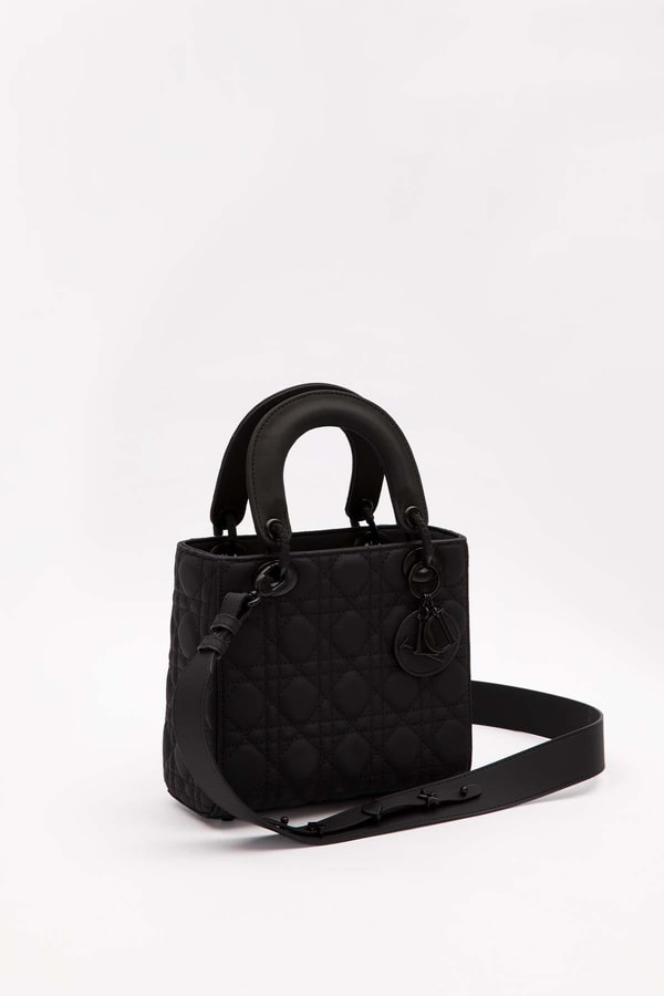 LevidorSiyah Kare Aksesuar Detaylı El Çantası