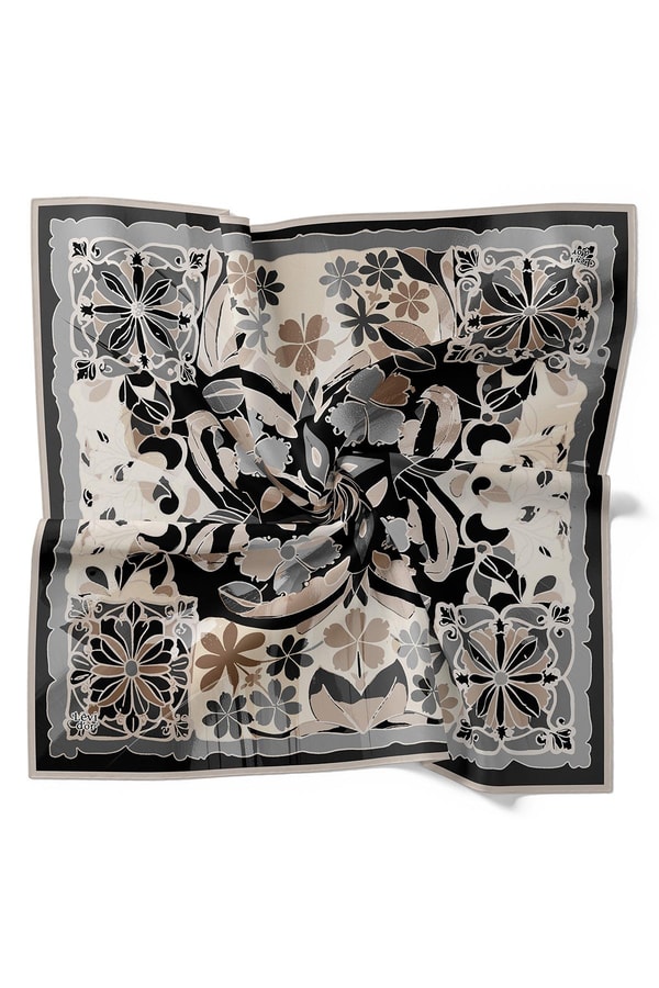 LevidorSiyah Karışık Çiçek Desen Twill İpek Eşarp