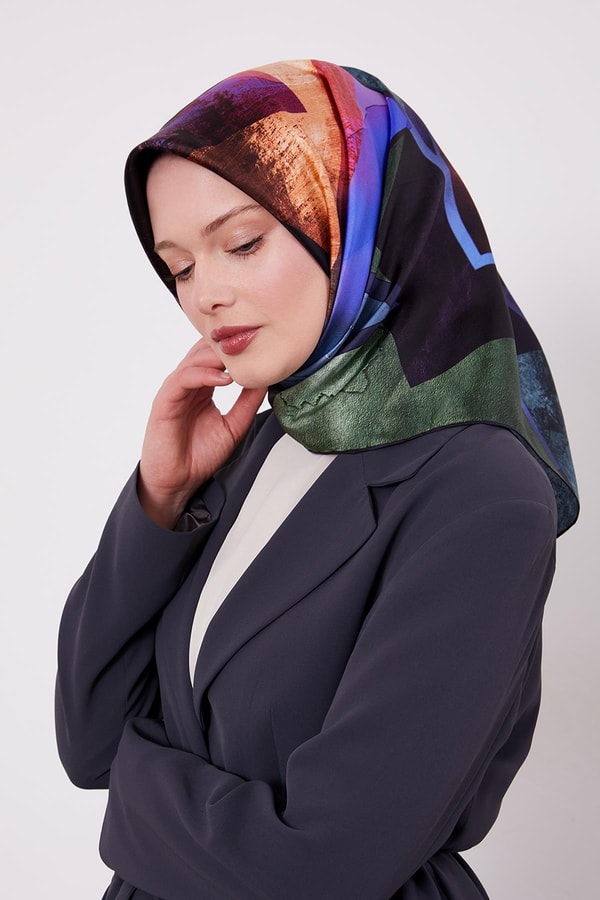 LevidorSiyah Karışık Desen Twill İpek Eşarp