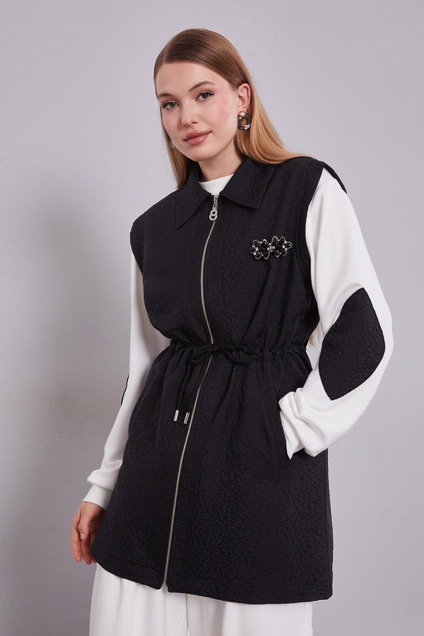 LevidorSiyah Kendinden Desenli Yelekli Üçlü Takım