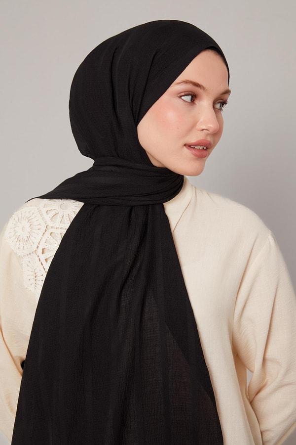 LevidorSiyah Kendinden Dokulu Natural Line Şal