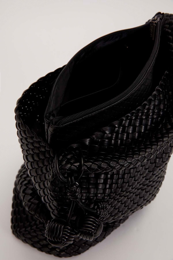 LevidorSiyah Kısa Askılı Örgü Model El Çantası