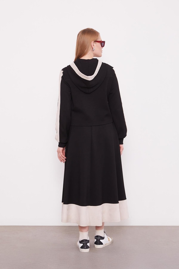 LevidorSiyah Kısa Hırkalı Fermuar Kapamalı Etek Takım