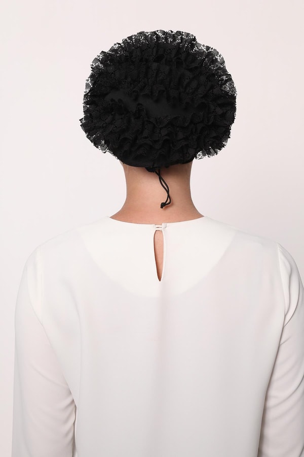 LevidorSiyah Klipsli Silikonlu Dikişsiz Fırfır Bone