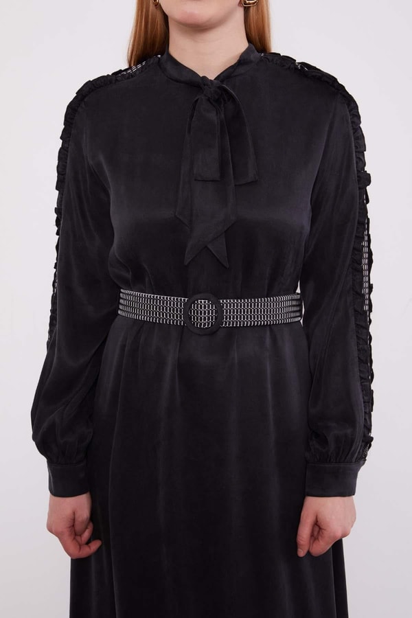 LevidorSiyah Kol Güpürlü Cupra Elbise