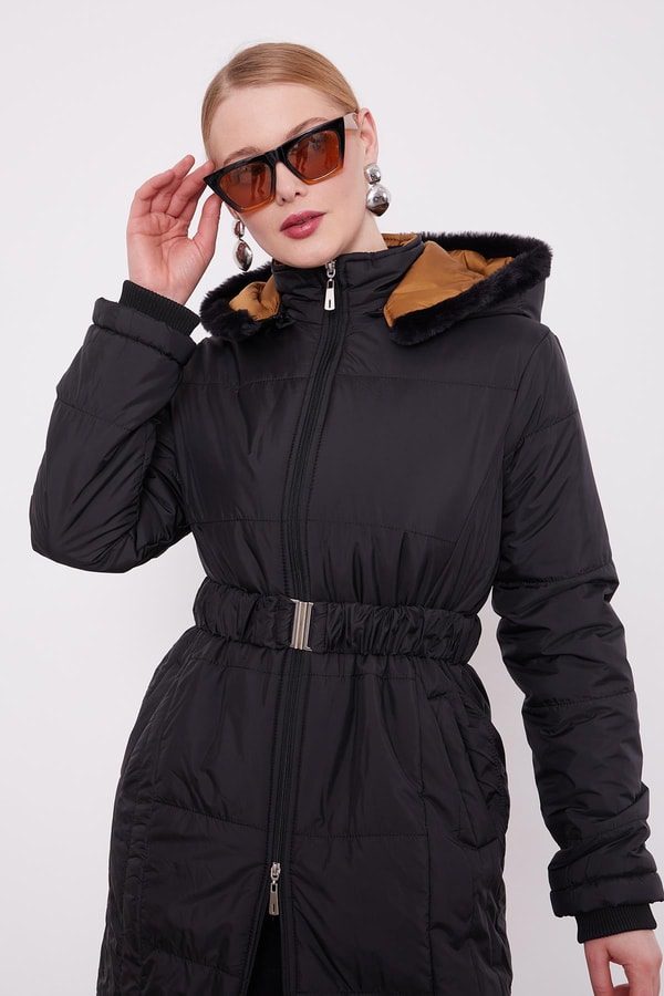 LevidorSiyah Kürk Şapkalı Şişme Mont