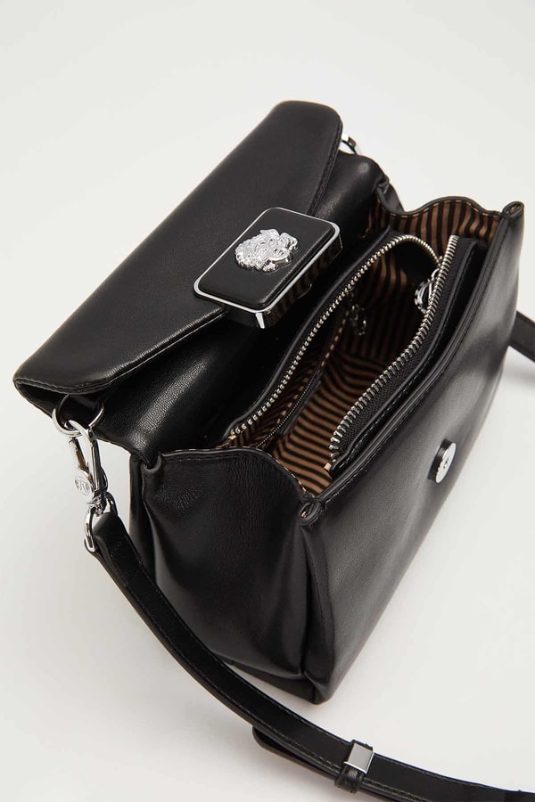 LevidorSiyah Metal Aksesuar Tokalı El Çantası