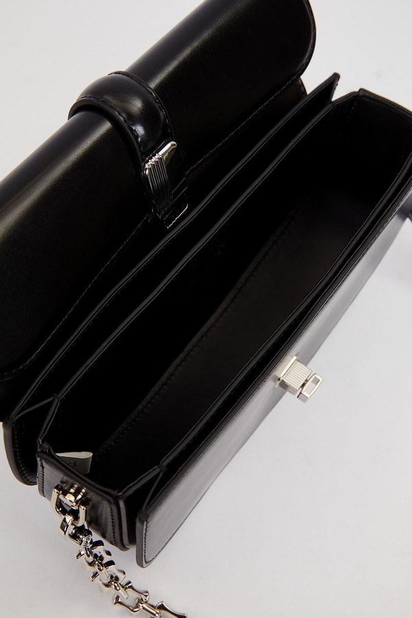 LevidorSiyah Metal Detaylı Omuz Çantası