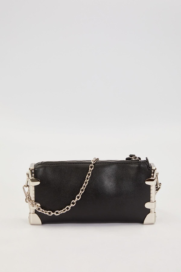 LevidorSiyah Metal Köşeli Omuz Çantası