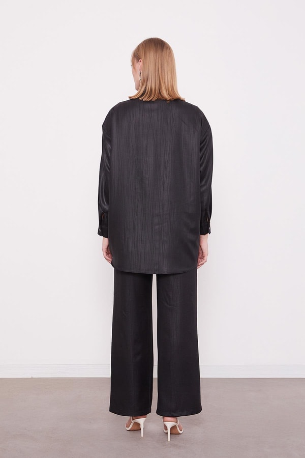 LevidorSiyah Nakış Gül Detaylı Tunik Takım