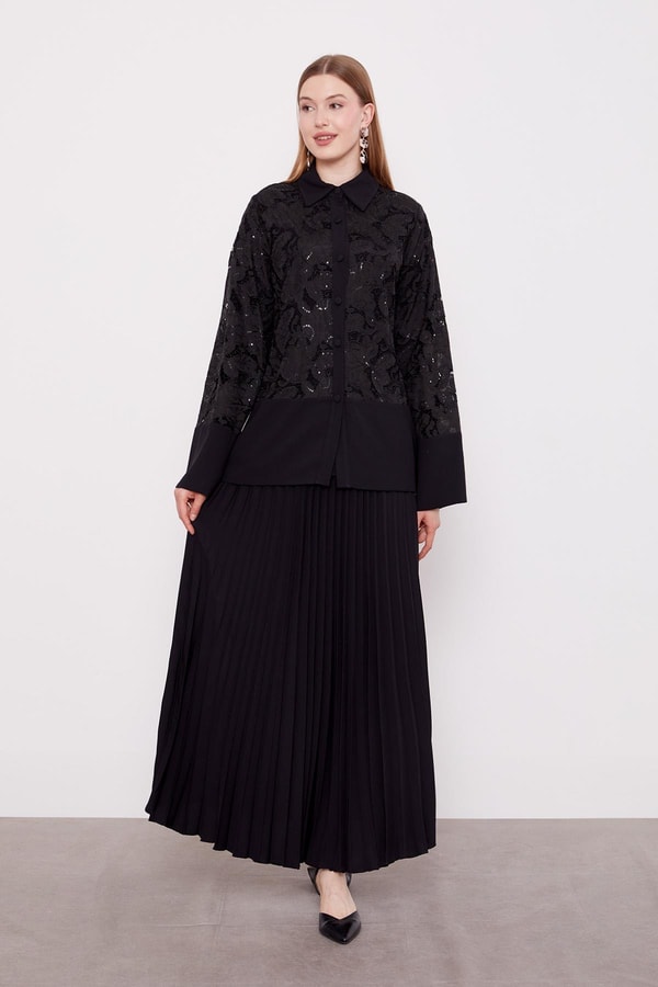 LevidorSiyah Piliseli Dantel Detaylı Üçlü Etek Takım