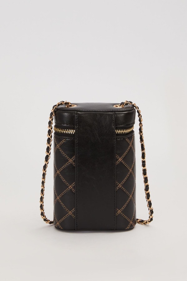 LevidorSiyah Silindir Form Kapitone Omuz Çantası