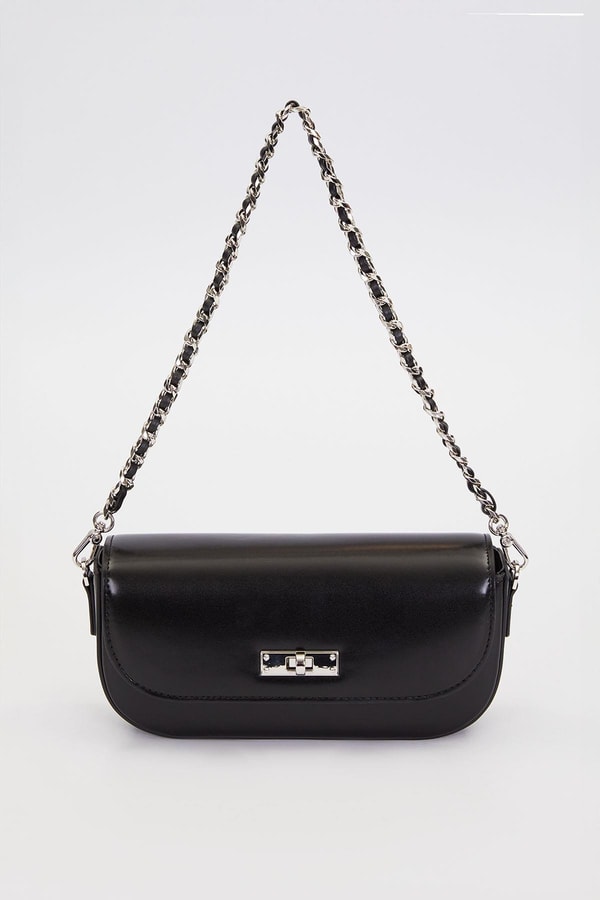 LevidorSiyah Silver Kilit Detaylı Omuz Çantası