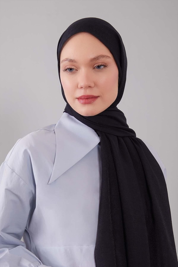 LevidorSiyah Simli Bodrum Şal