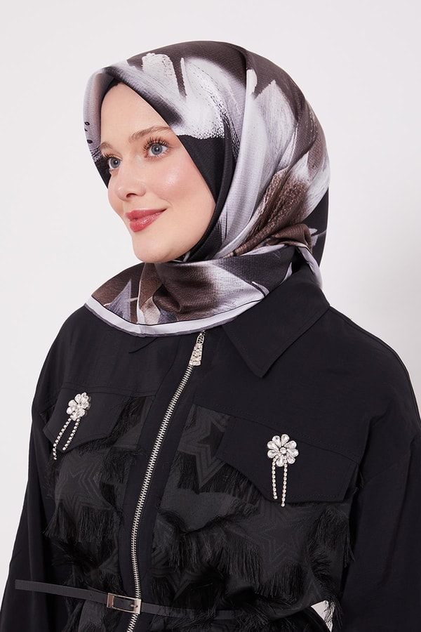 LevidorSiyah Soyut Yaprak Desen Twill İpek Eşarp