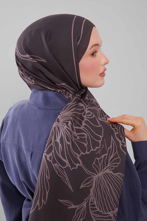 LevidorSiyah Sümbül Çiçek Desen Yün İpek Şal