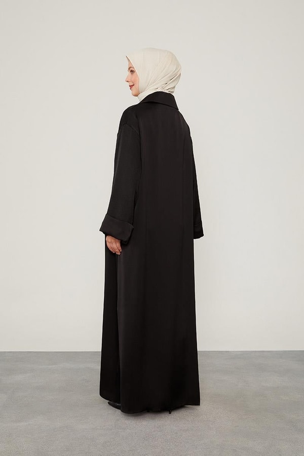 LevidorSiyah Taş Broş Detaylı Saten Ferace