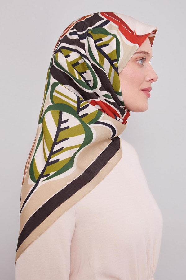 LevidorSiyah-Vizon Çiçek Dalı Aura Eşarp