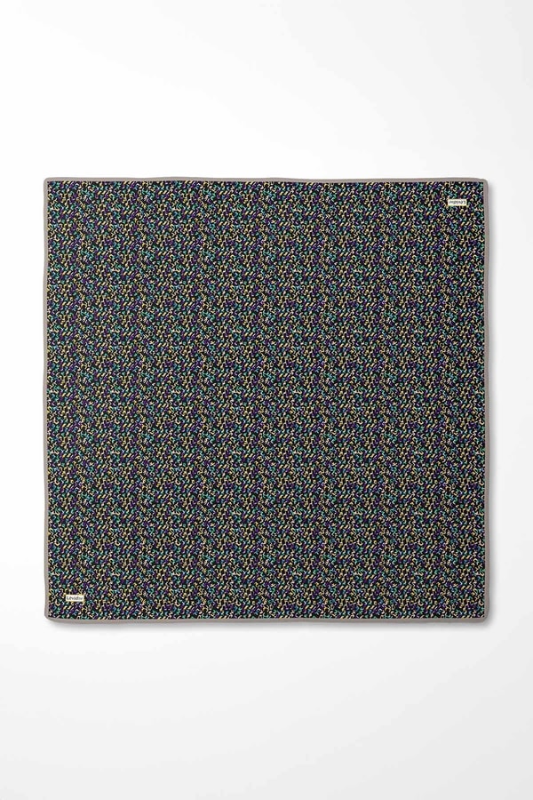 LevidorSİYAH VİZON Mini Yazı Detay Twill İpek Eşarp