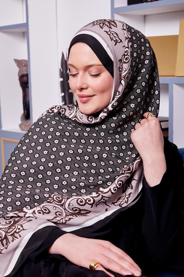 LevidorSiyah-Vizon Papatya Desen Royal Şal