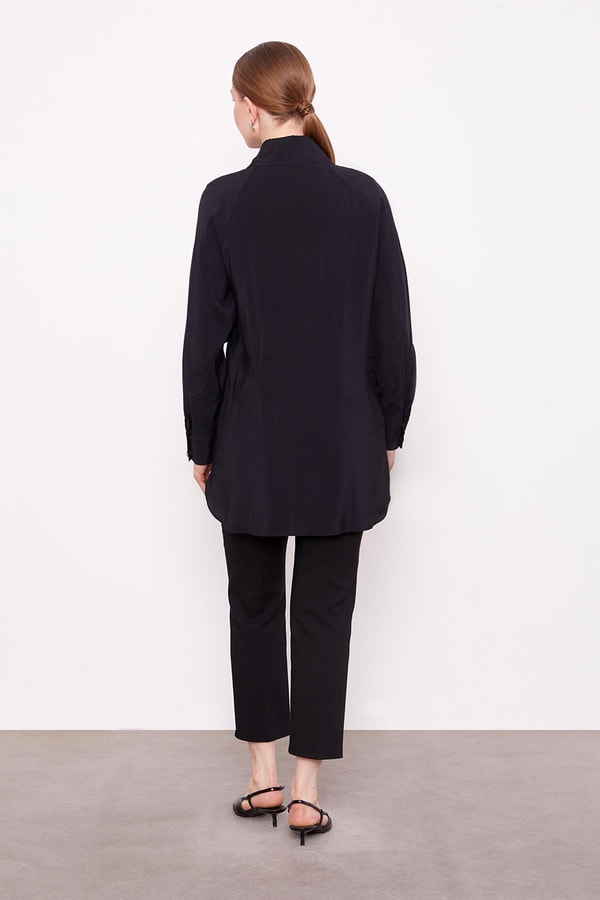 LevidorSiyah Volan Detaylı Gömlek