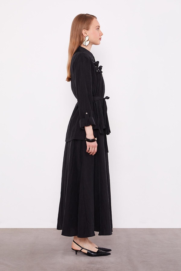 LevidorSiyah Yakası Taş Detaylı Cupra İkili Takım