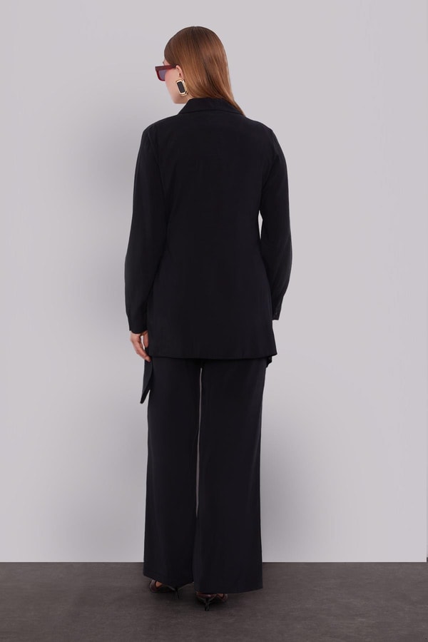 LevidorSiyah Yan Aksesuar Bağlamalı İkili Takım