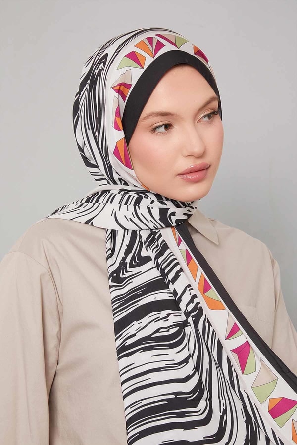 LevidorSiyah Zebra Desen Club Şal