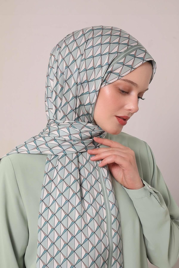 LevidorSu Yeşili Üçgen Desen Club Şal