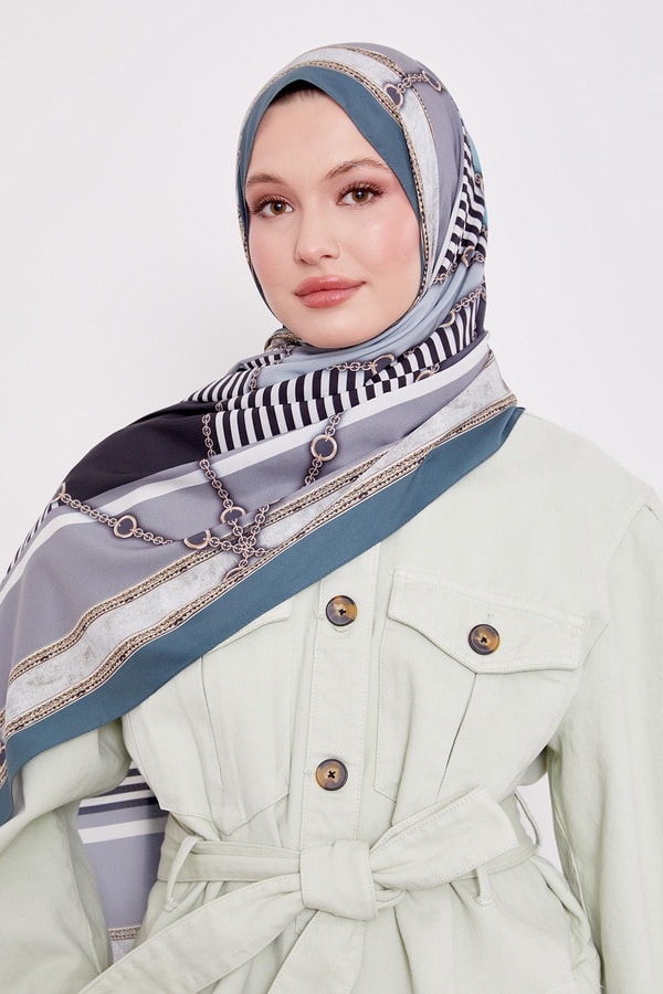 LevidorSu Yeşili Zincir Desen Love