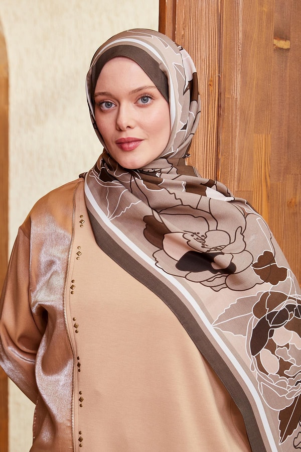 LevidorSütlü Kahve Çiçek Desen Royal Şal