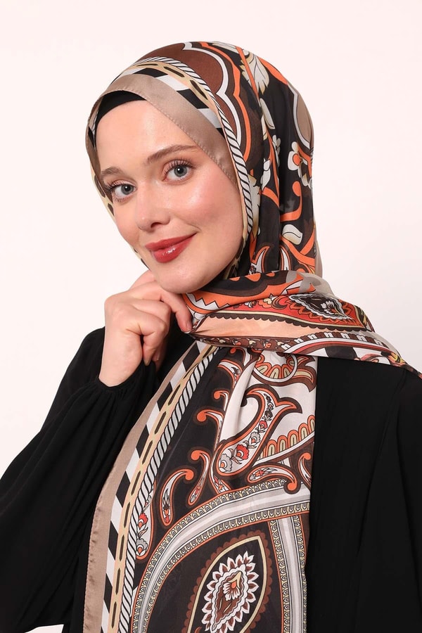 LevidorSütlü Kahve Çizgili Hint İpeği Şal