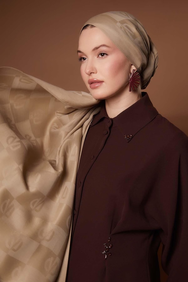 LevidorSütlü Kahve Kare LVD Baskılı Naia Jakar Şal