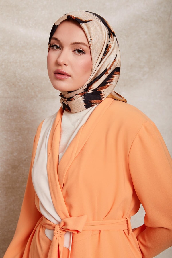 LevidorSütlü Kahve Zigzag Spor Desen Twill İpek Eşarp