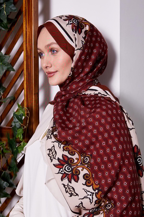 LevidorTarçın Papatya Desen Royal Şal