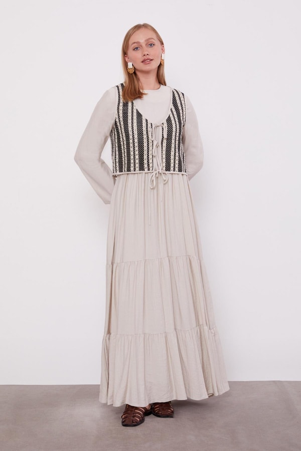 LevidorTaş Bağcık Detay Yelekli Elbise