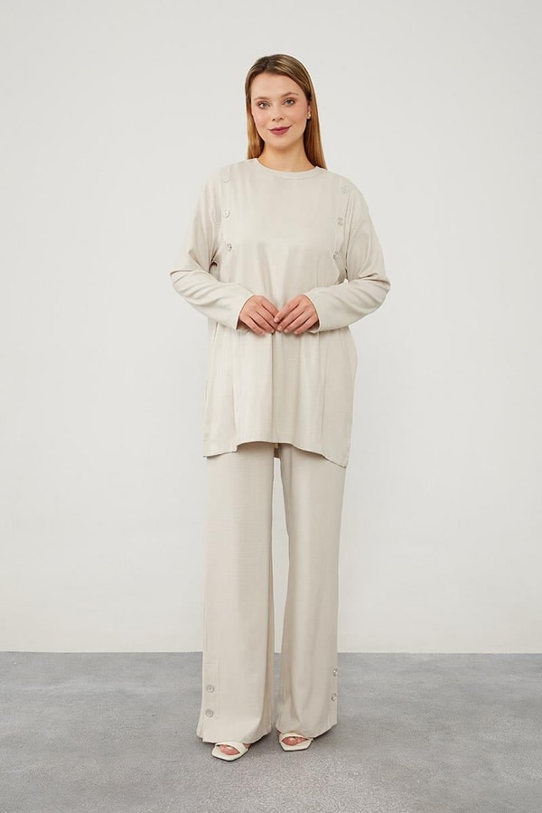 LevidorTaş Düğme Detaylı Bisiklet Yaka İkili Takım