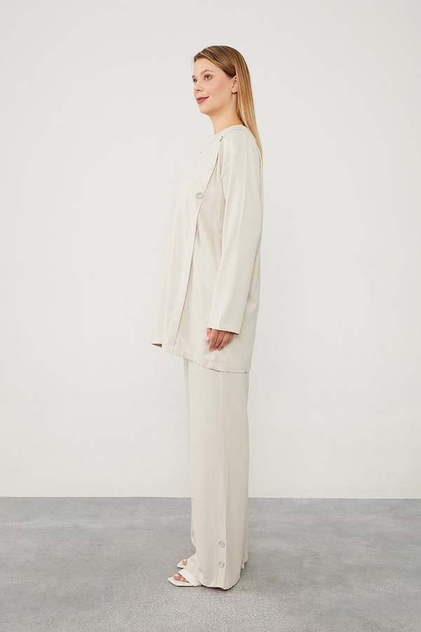 LevidorTaş Düğme Detaylı Bisiklet Yaka İkili Takım