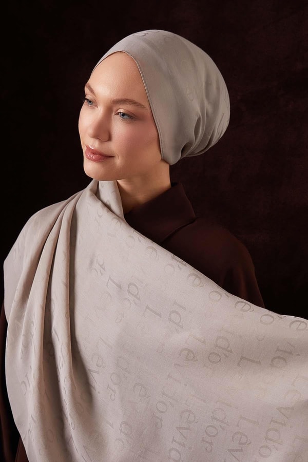 LevidorTaş Yazı Baskılı Naia Jakar Şal