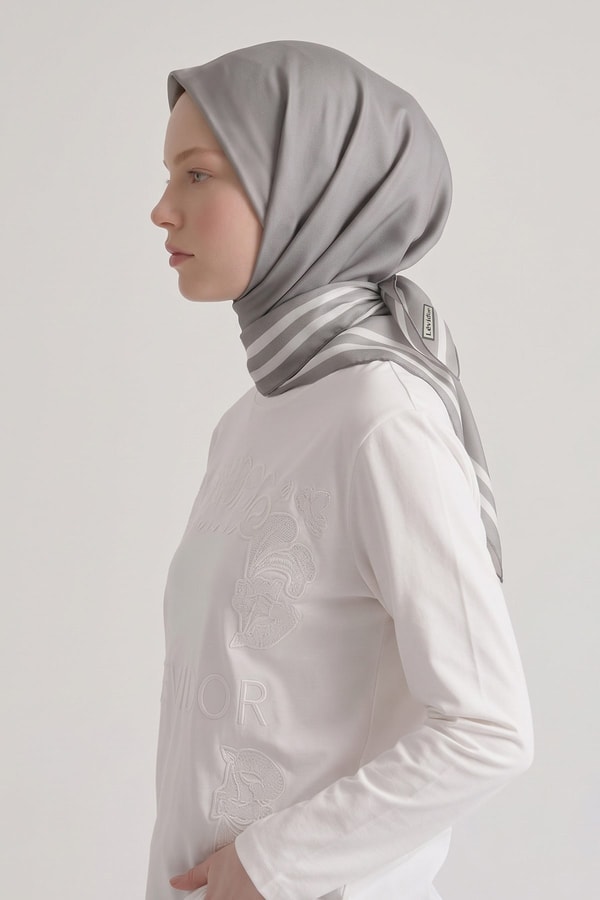 LevidorÜç Çizgi Detaylı Twill İpek Eşarp Gri