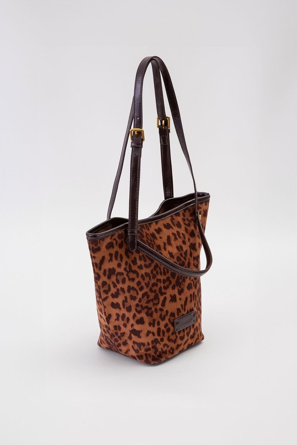 LevidorÜçgen Form El Çantası