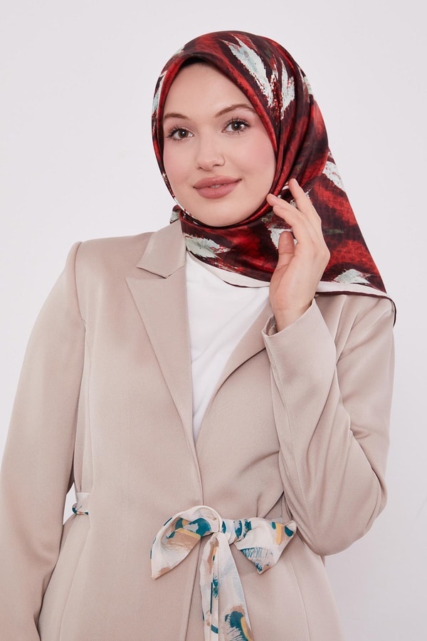 LevidorVişne Soyut Yaprak Desen Twill İpek Eşarp