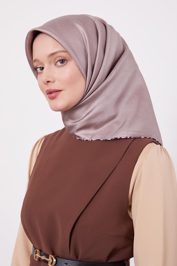 LevidorVizon Benekli Twill İpek Eşarp