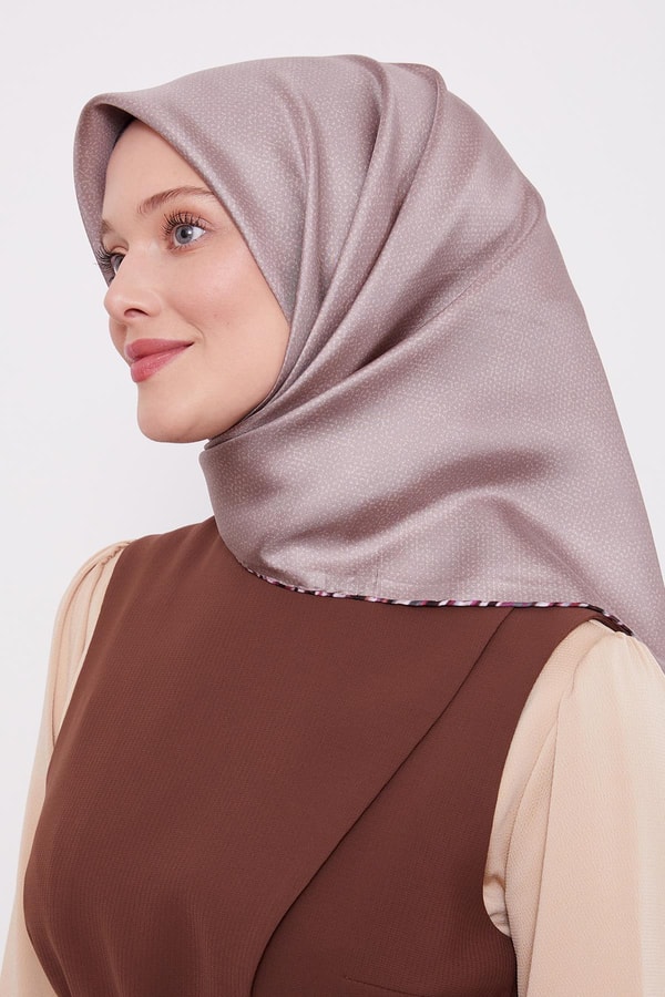 LevidorVizon Benekli Twill İpek Eşarp