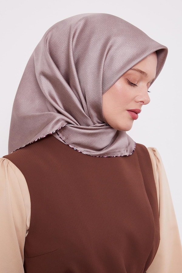 LevidorVizon Benekli Twill İpek Eşarp