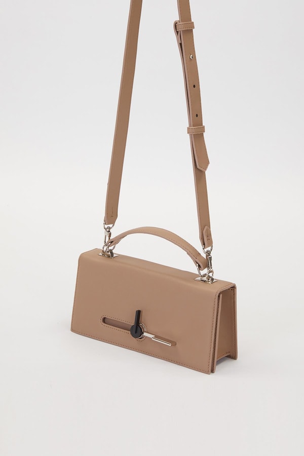 LevidorVİZON Çevirmeli Kilitli Omuz Çantası