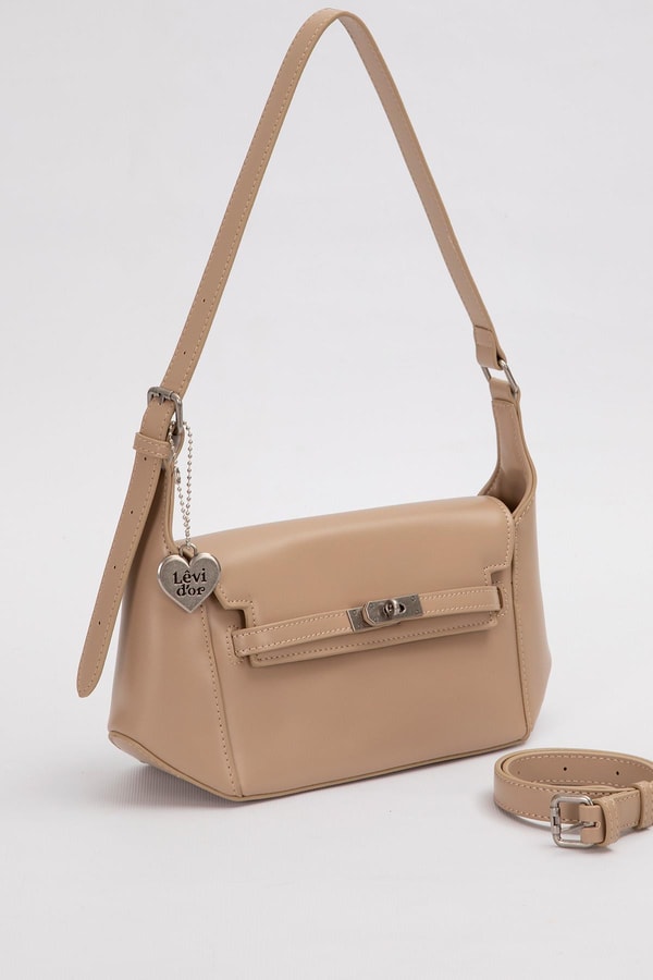 LevidorVizon Kalp Aksesuar Detaylı Omuz Çantası