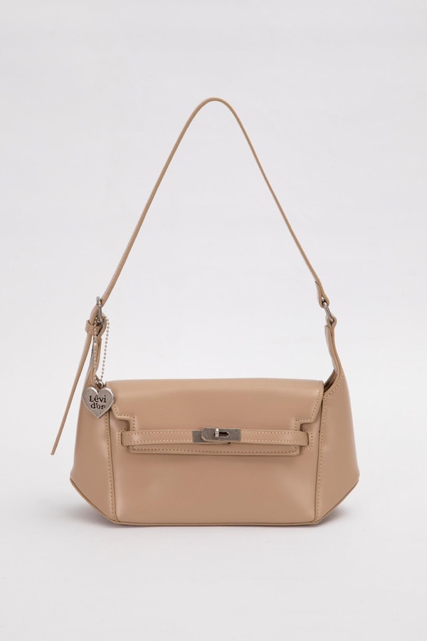 LevidorVizon Kalp Aksesuar Detaylı Omuz Çantası