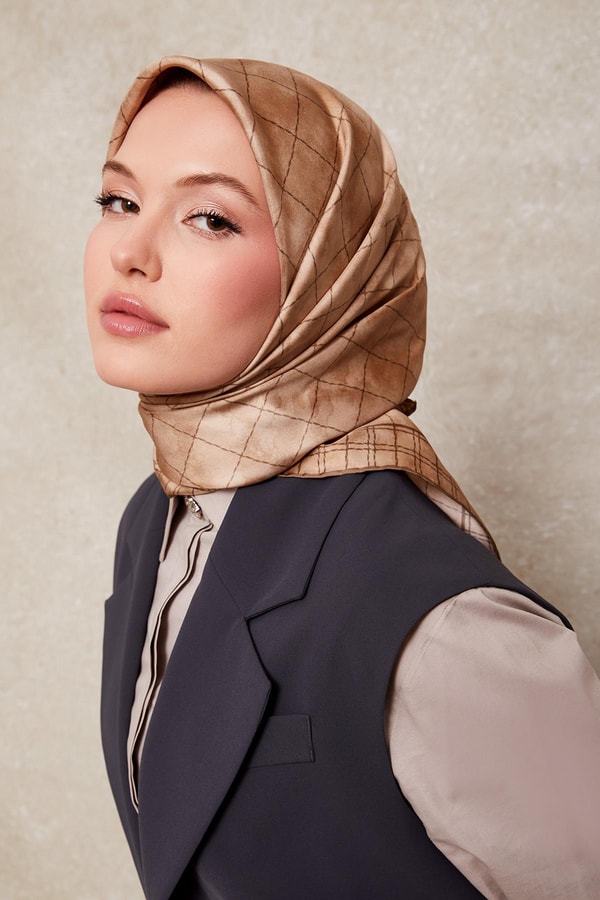 LevidorVizon Kareli Twill İpek Eşarp